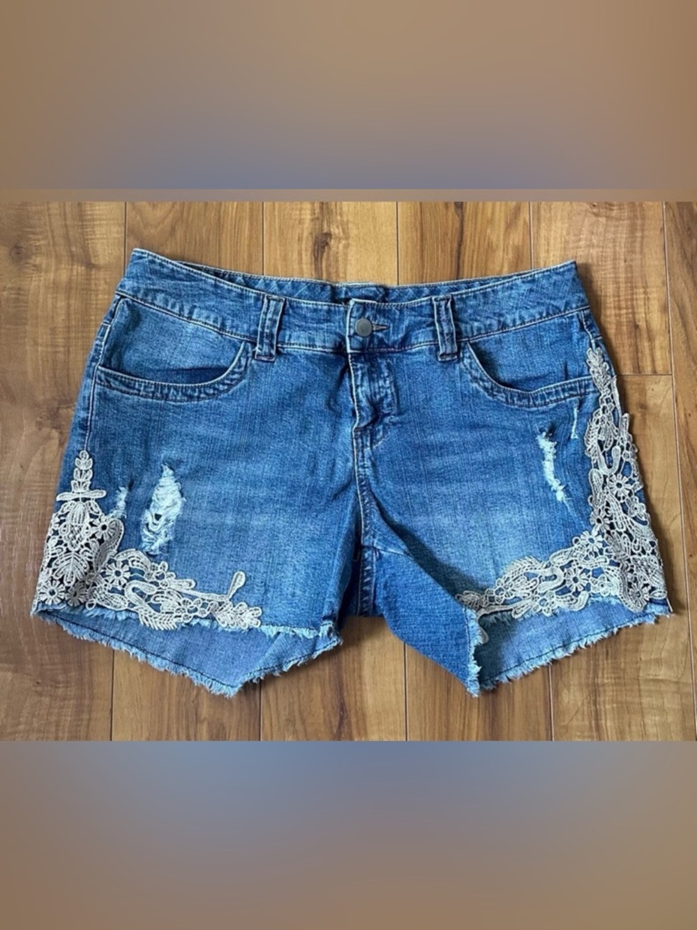 VENUS Blue Denim Shorts with Cream Lace Trim